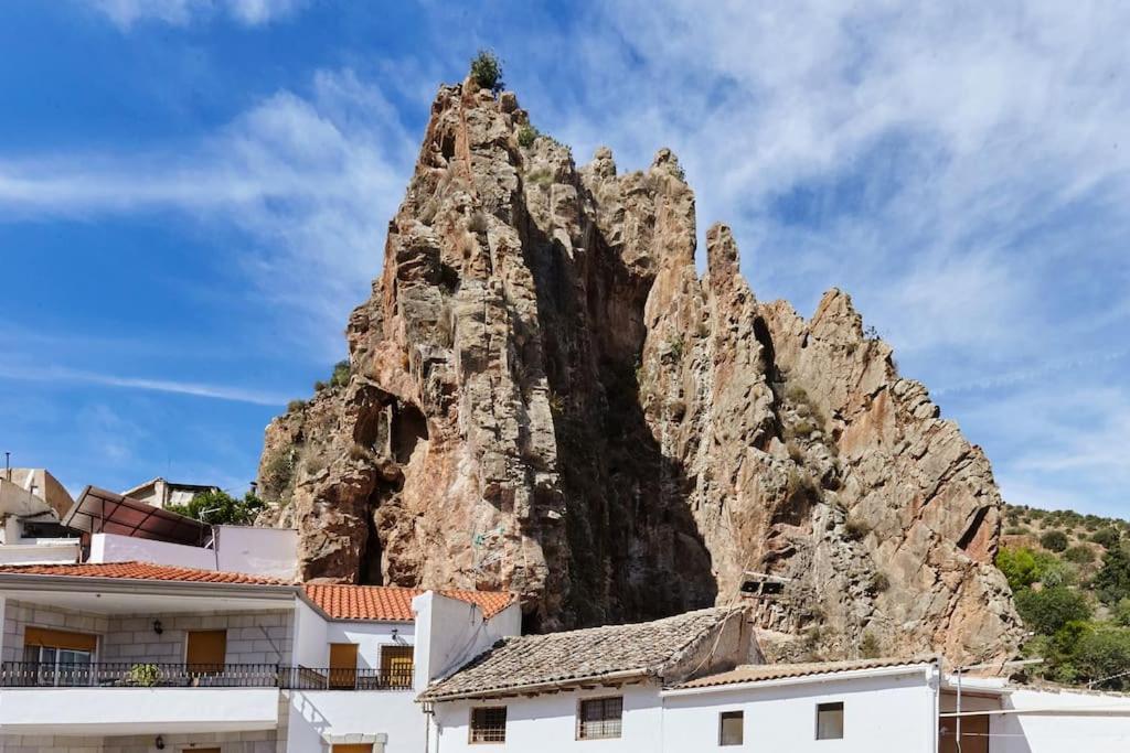 Вилла Casa Del Alamo Камбиль Экстерьер фото